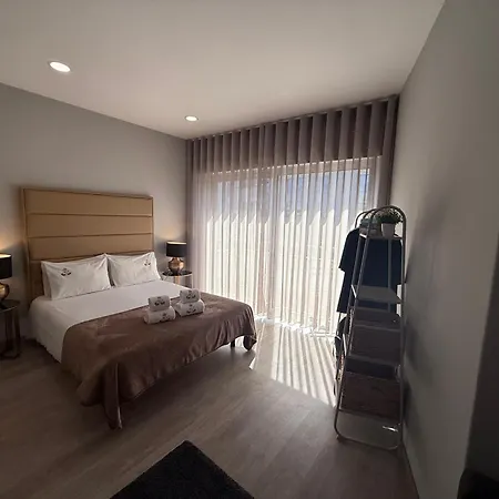 Ml Almada Panoramic Balcony 아파트